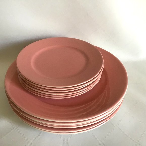 Vintage Set of 12 Ceramic Pink Dishes - Plates - Picture 2 of 6